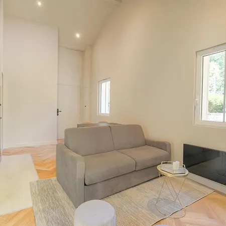 Apartment T2 Neuf Proche Lyon, St-didier-au-mont-d'or Saint-Didier-au-Mont-d'Or