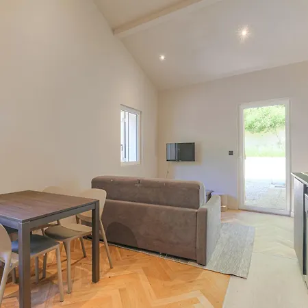 Apartment T2 Neuf Proche Lyon, St-didier-au-mont-d'or *
